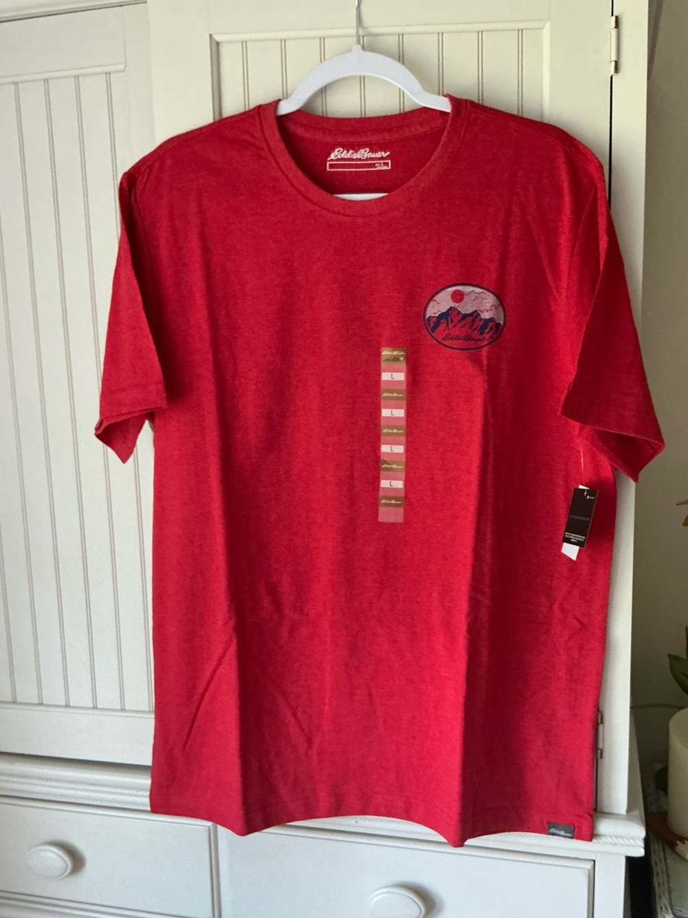 NWT Eddie Bauer Summer Short Sleeve Graphic T-Shirt 🛶